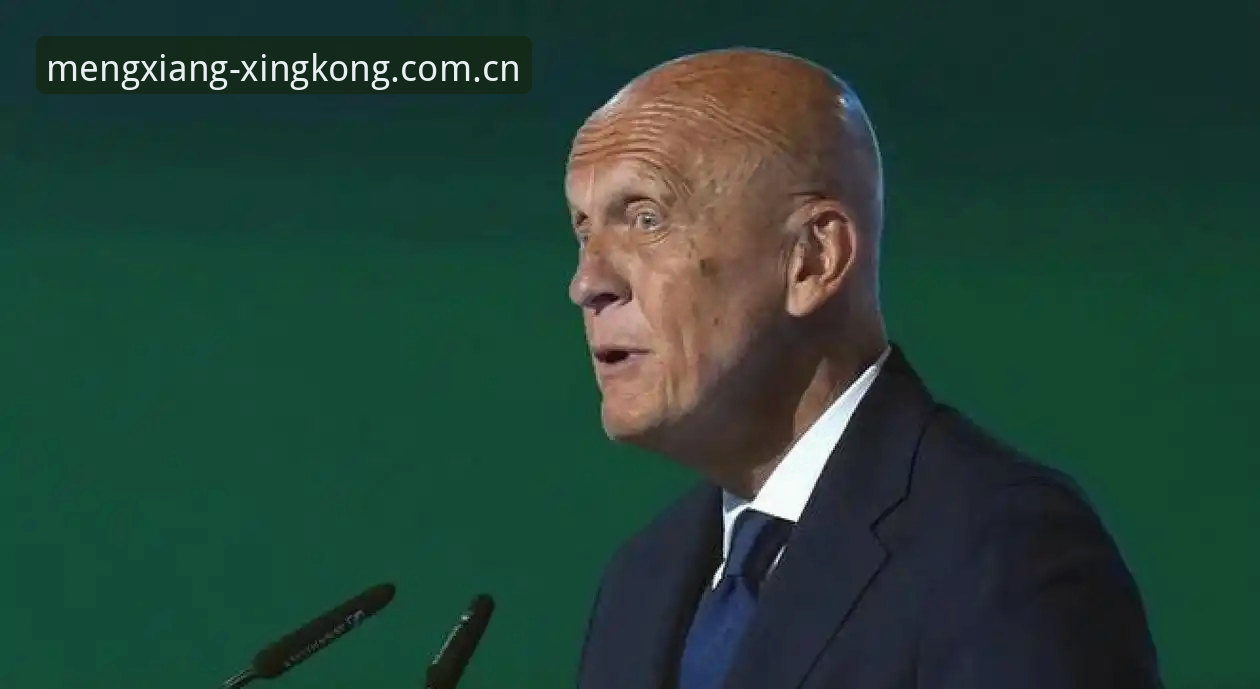 xingkong APP下载使用指南 2026世界杯裁判规则最新动态:科里纳详解红牌新规与VAR升级